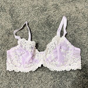 Wacoal Lace Underwire Bra 34C Lavender Floral Elegant Supportive